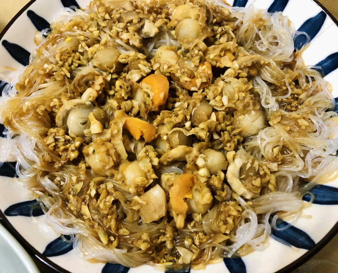 蒜蓉粉丝蒸扇贝