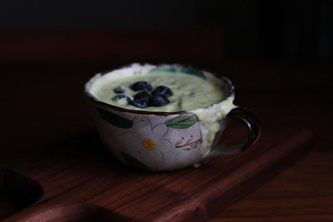 牛油果奇亚籽奶昔的做法