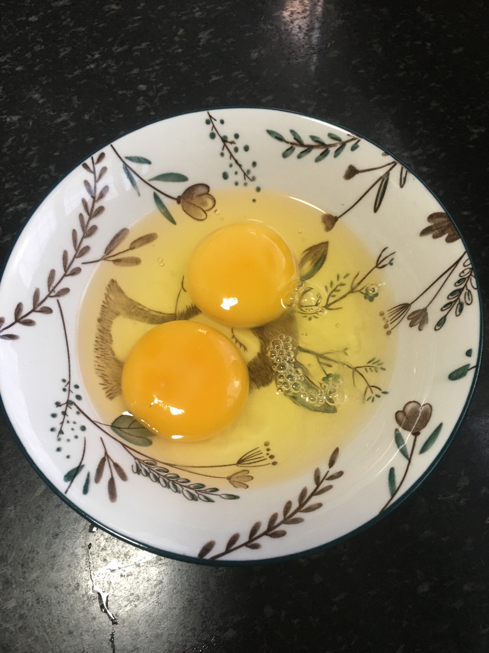 你真的会做「西红柿鸡蛋汤」吗？教你一招，蛋花漂亮超好喝！的做法 步骤6