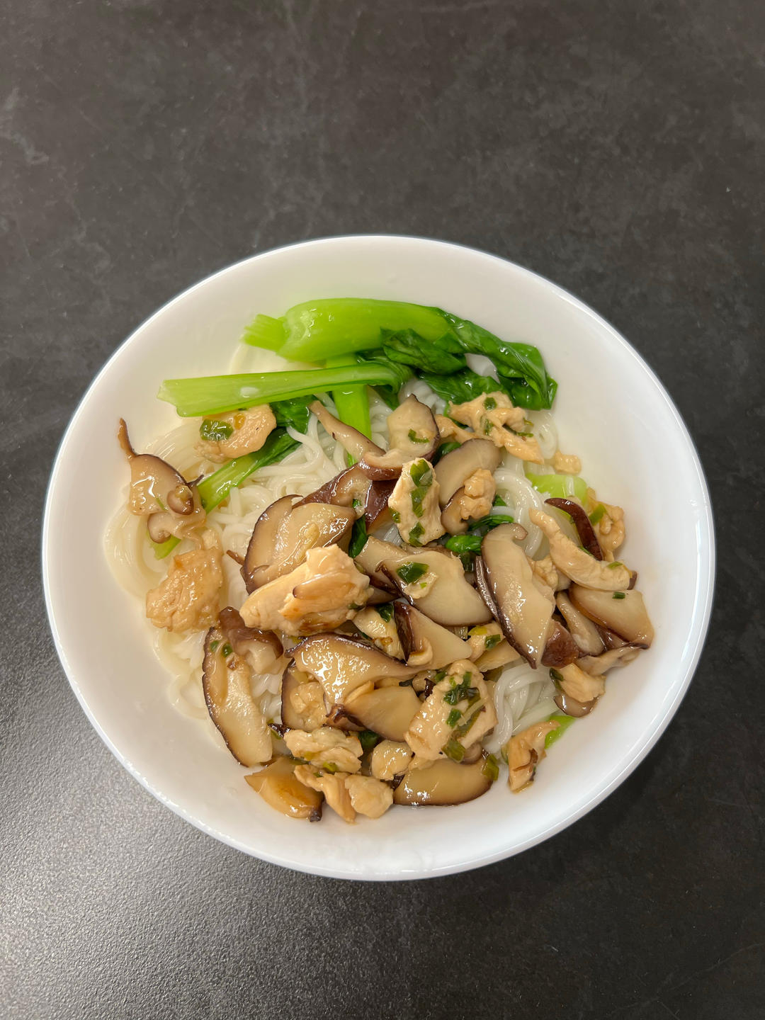 香菇肉丝青菜面