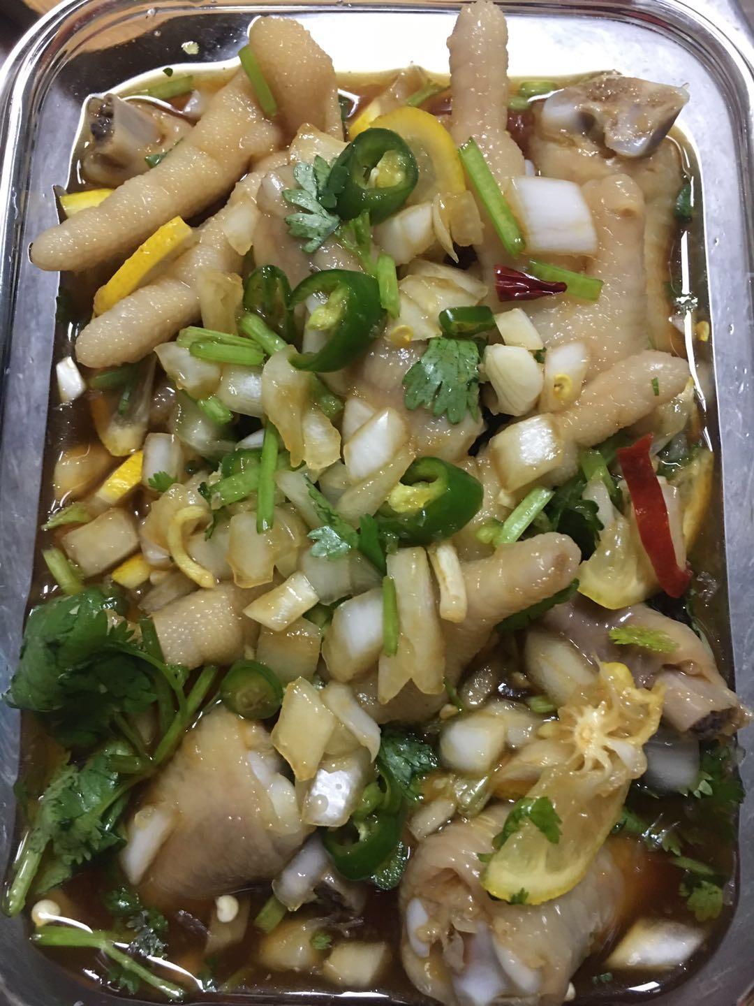 柠檬百香果鸡爪