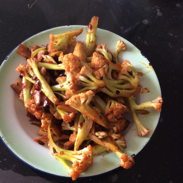 很“浪费”米饭的家常菜之一-------干锅菜花