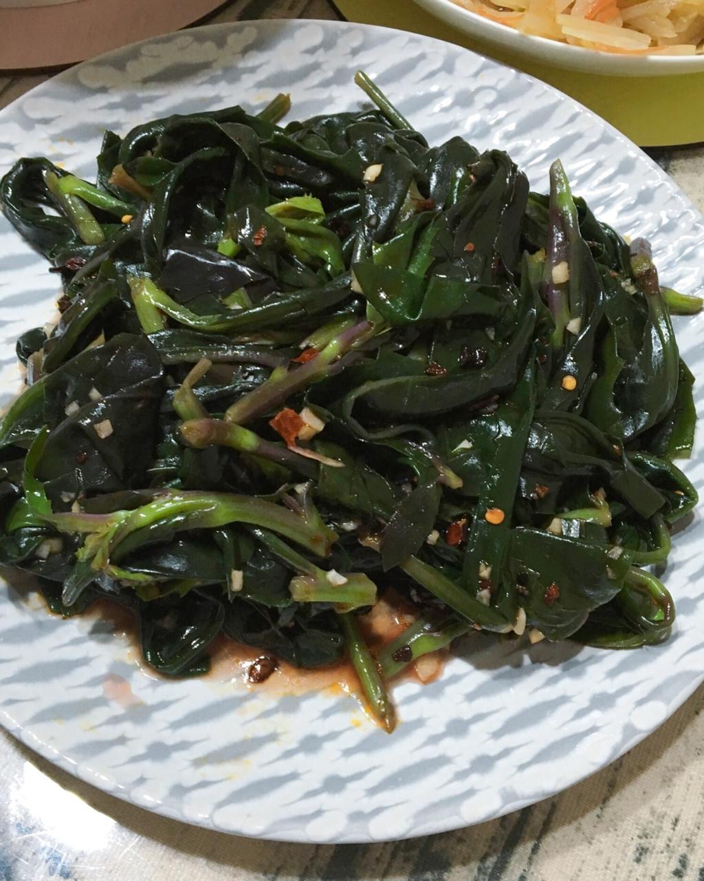 小-h-做的凉拌血皮菜