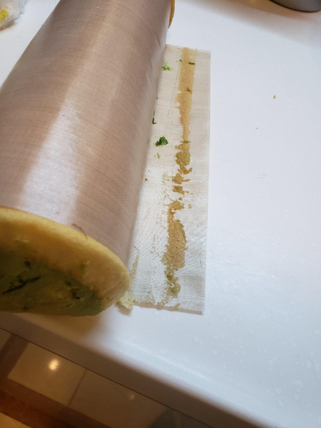 《Tinrry下午茶》教你做基础原味蛋糕卷