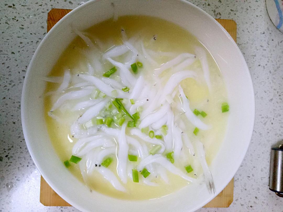 银鱼鸡蛋羹