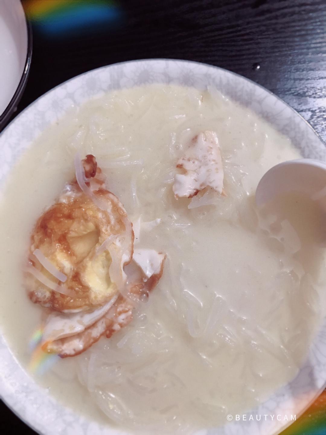 冬季润肺奶白萝卜汤