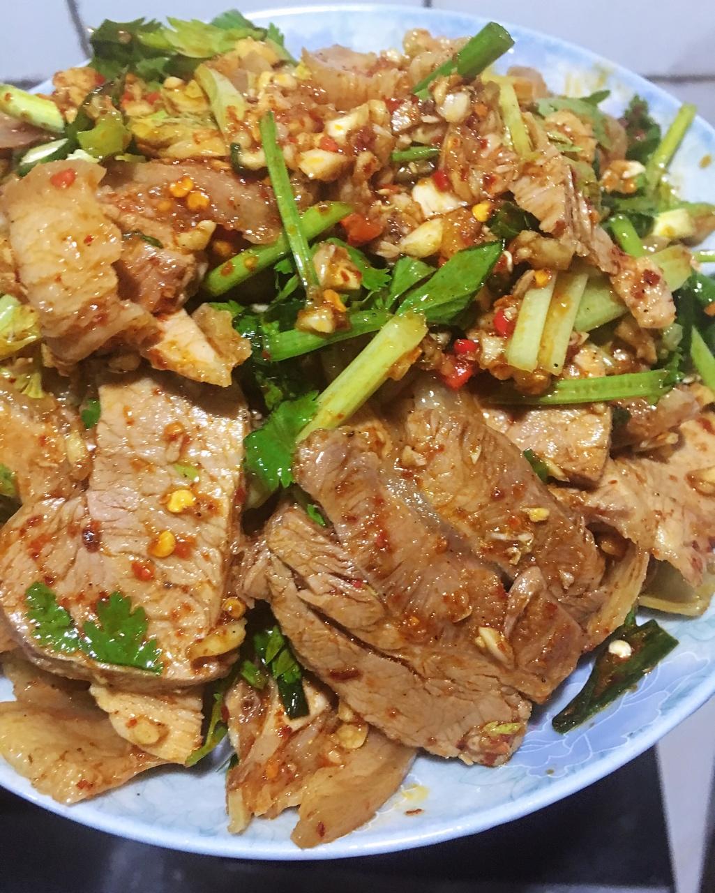 爱做菜的nv人做的凉拌肘子肉