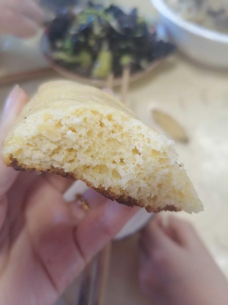 玉米面发面饼子