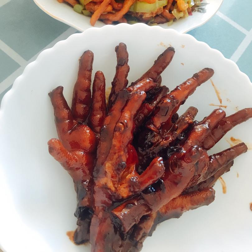 “销魂”卤鸡爪