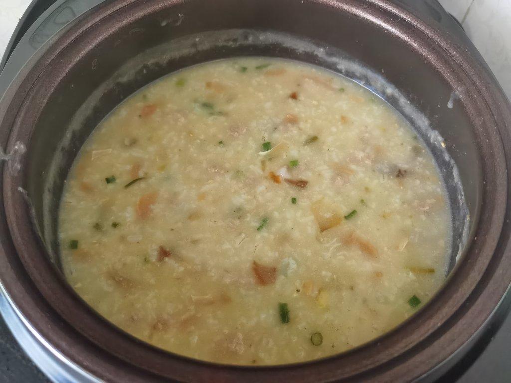 十五分钟快手之香滑皮蛋瘦肉粥(附五分钟电饭煲电压力锅更快捷方法)