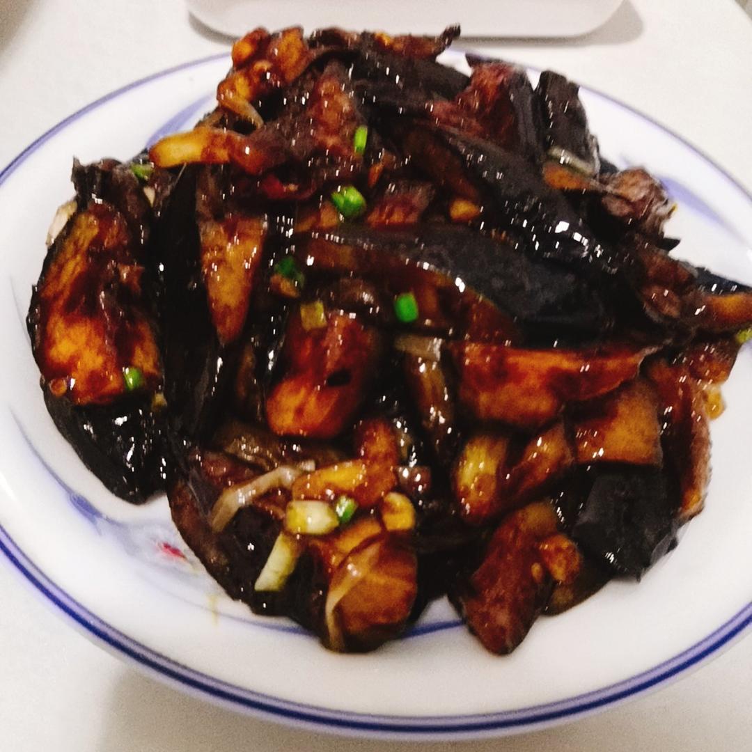 金苹果落在银网子里做的酸甜软糯75巨解馋75好吃又下饭的糖醋茄子