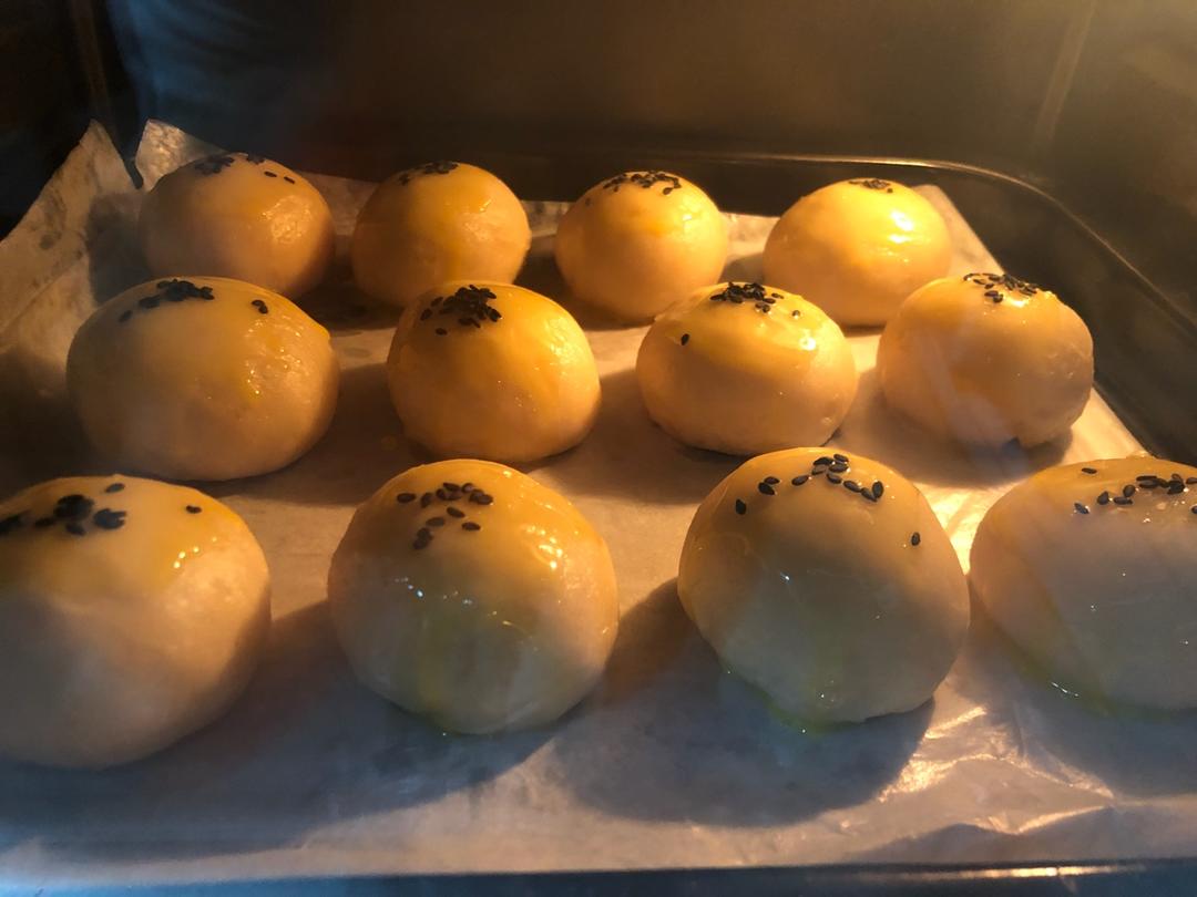 放五天也不会变硬的麻薯蛋黄酥（懒人版）好评率百分之一百