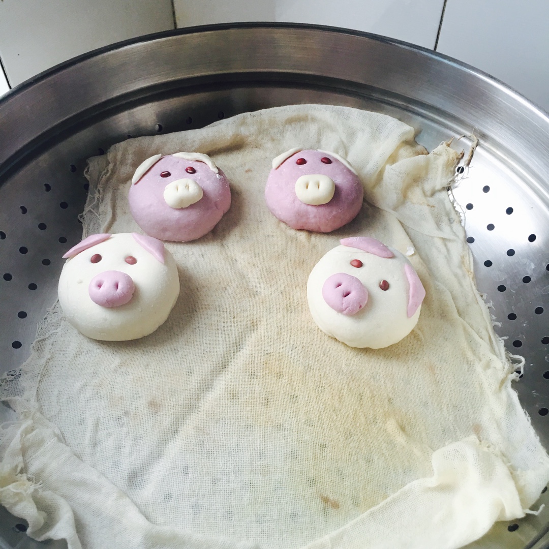 可爱的小猪豆沙包