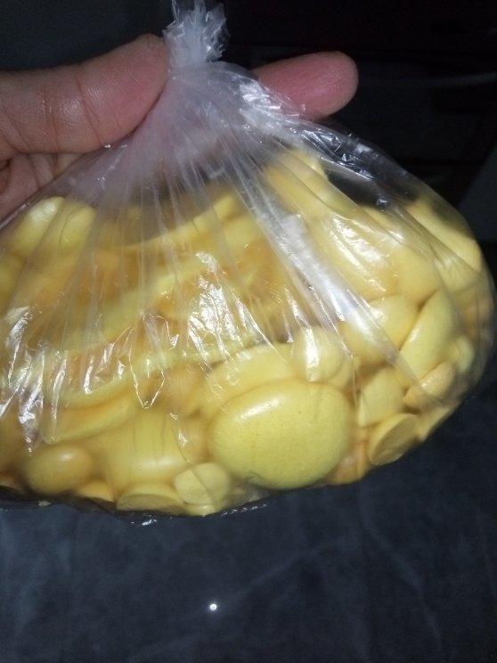 入口即化的无添加蛋黄溶豆