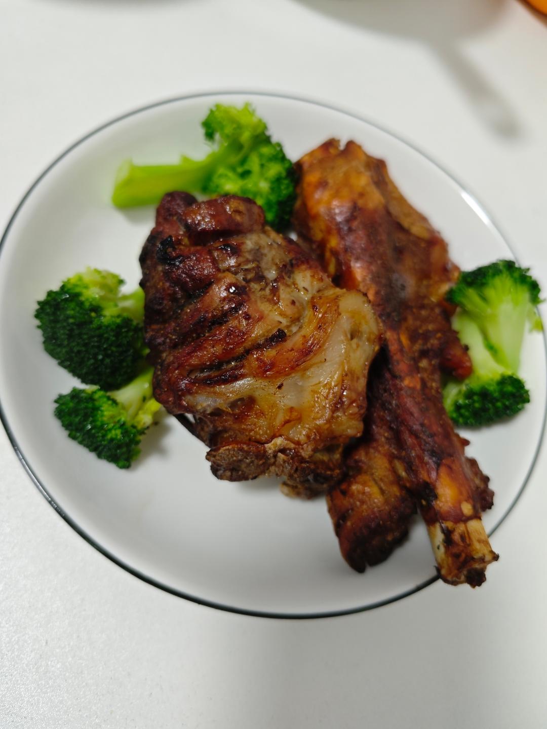 生烤羊腿家庭烤箱版