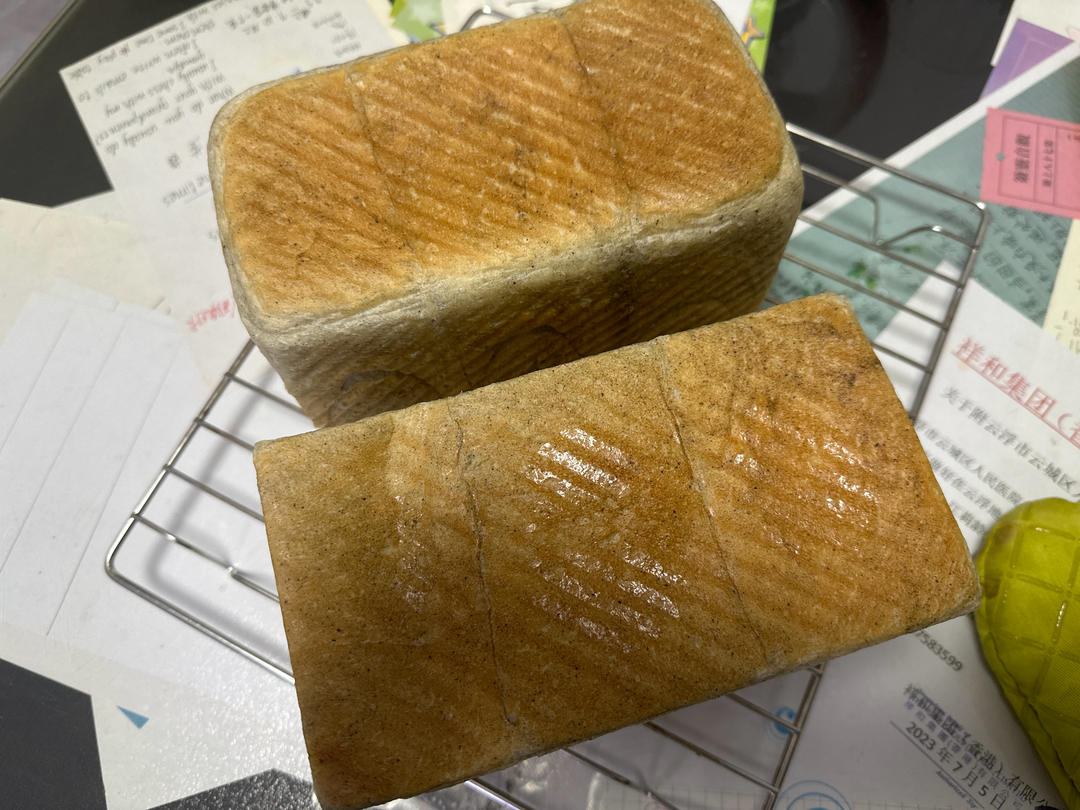 黑芝麻全麦吐司