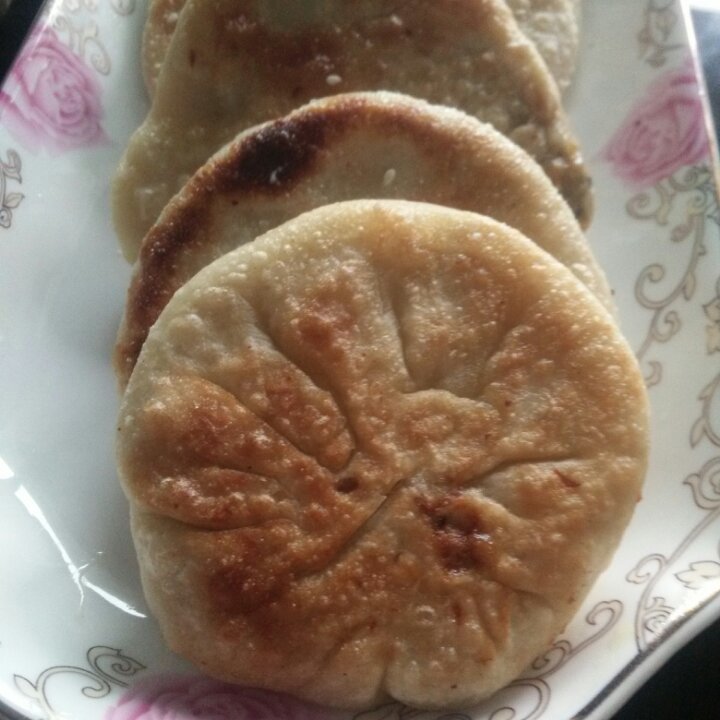 牛肉馅饼(附超详尽步骤图,从牛肉馅料调拌,到和面,更有海量馅饼包法图)