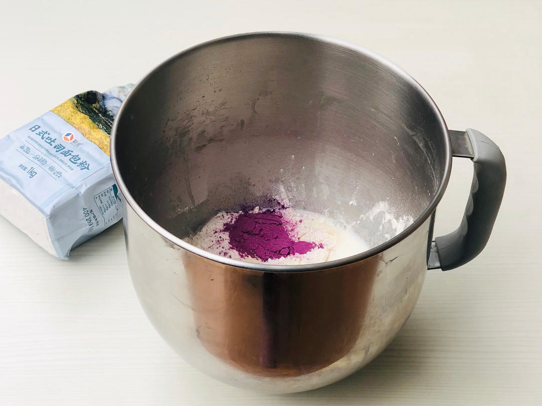 纯奶手撕吐司的做法 步骤1