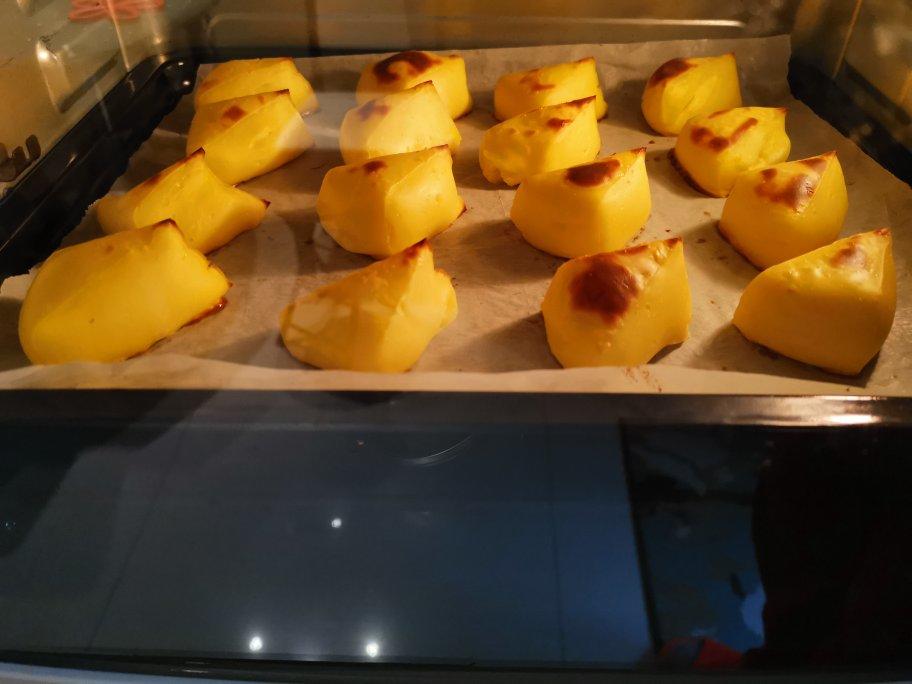 烤牛奶，又叫烤鲜奶（全蛋版，消耗牛奶）