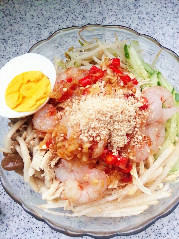 鸡丝凉面