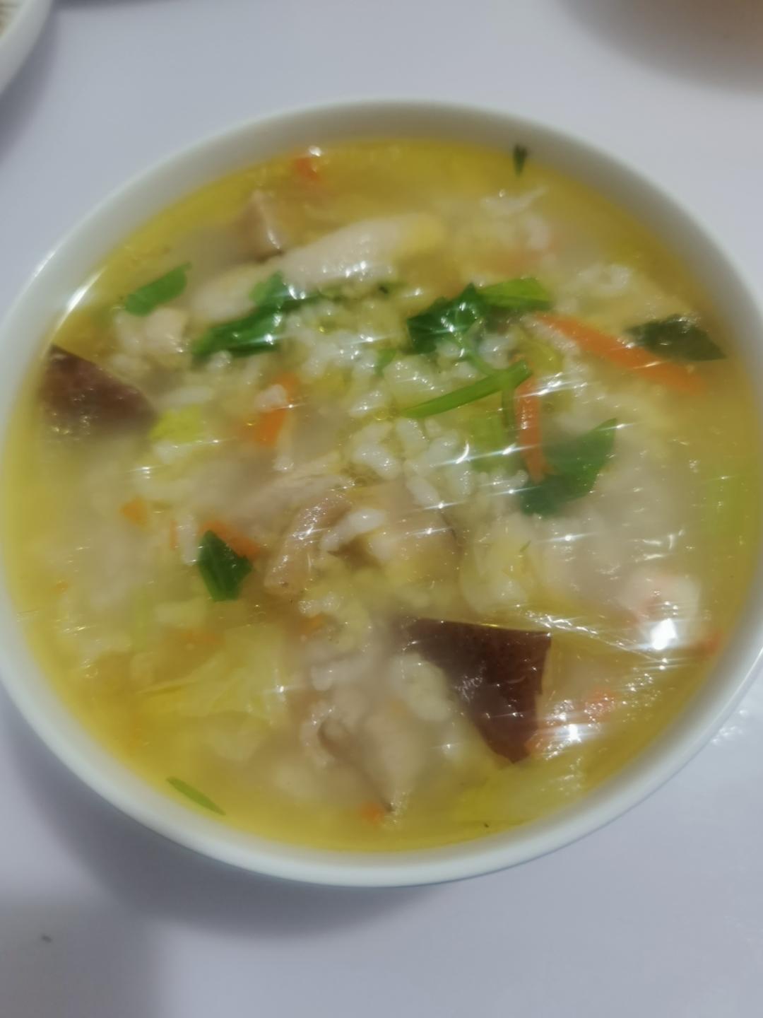 稀饭的做法小贴士我用的是高压锅,用电压力锅,铁锅也是可以的还有配菜