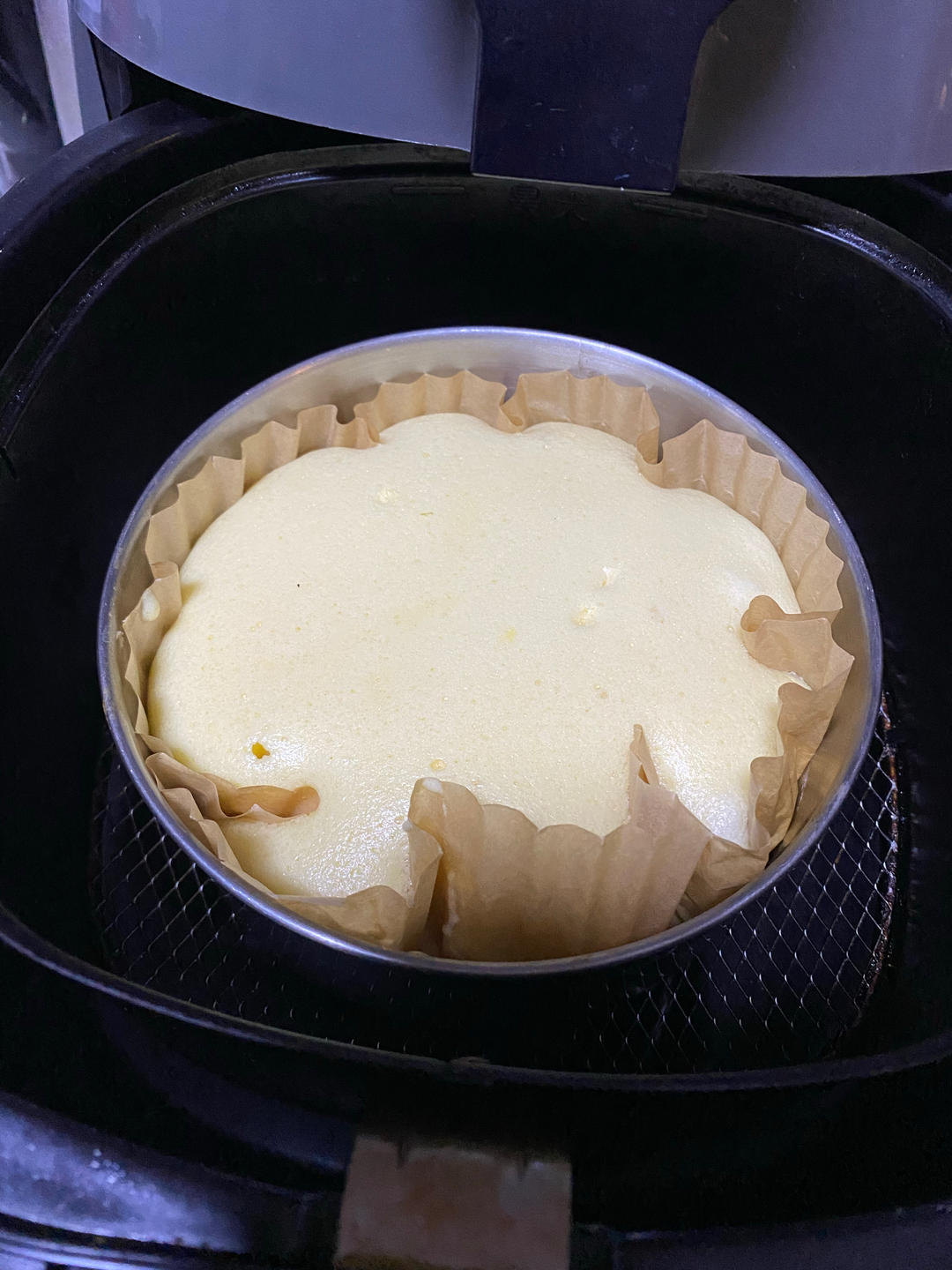 空气炸锅蛋糕 戚风（6寸超详细打蛋/脱模步骤）