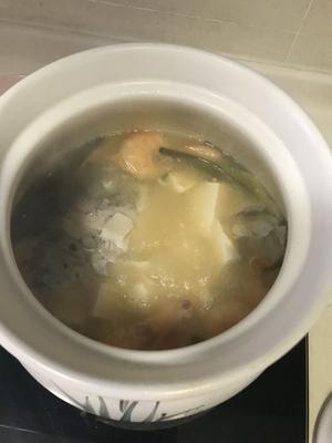 三文鱼头汤的做法 步骤4