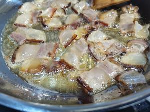 简单德式 烟熏腊肉与口蘑白蘑菇的完美搭配的做法 步骤4