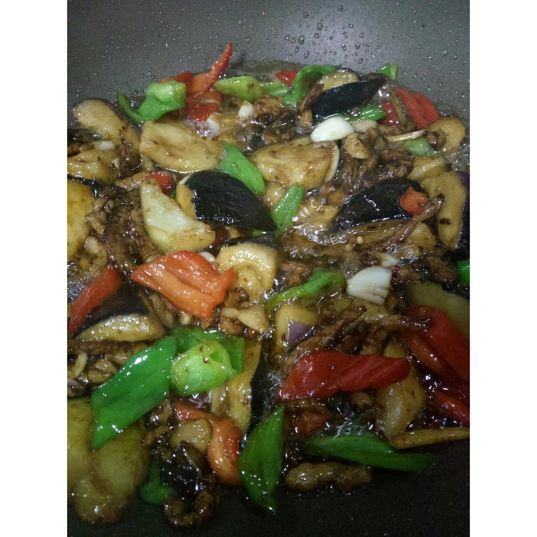 老丁的私房菜-油焖茄子
