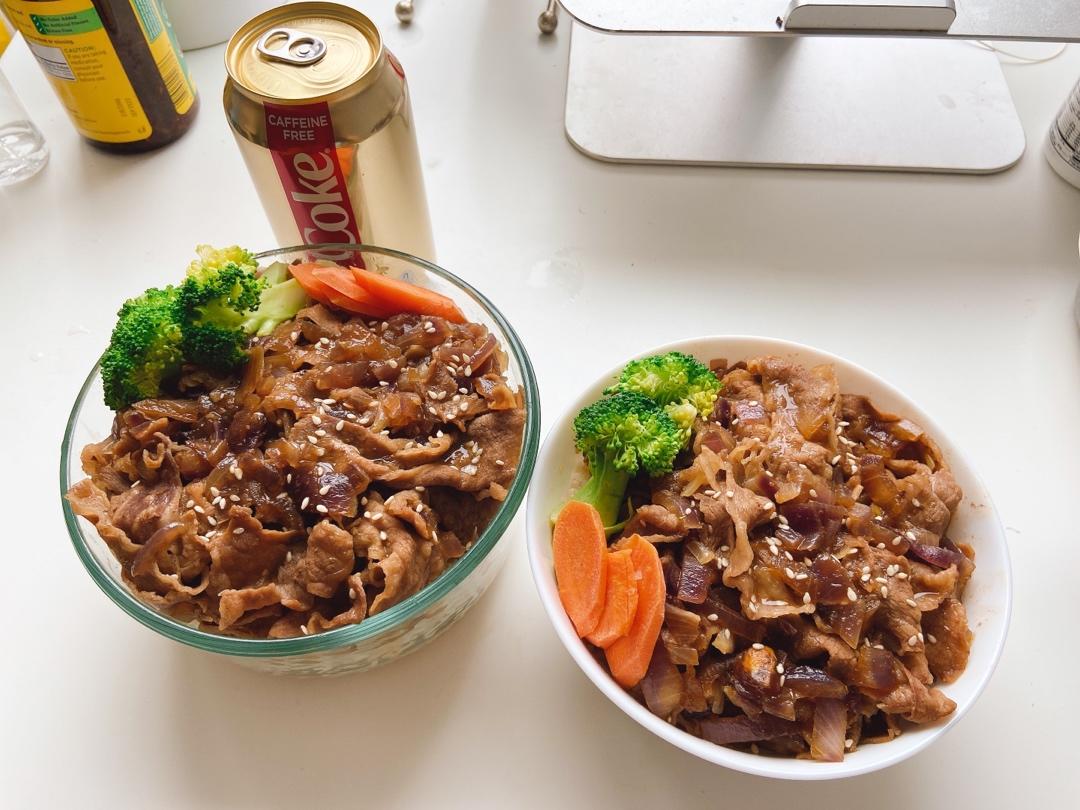 💕100%成功!!!🍱招牌肥牛饭专门店秘方·秒杀日本吉野家食其家！日式多汁牛肉饭 /嫩肥牛盖饭/牛肉饭/肥牛丼（超简单快速完美版）✨
