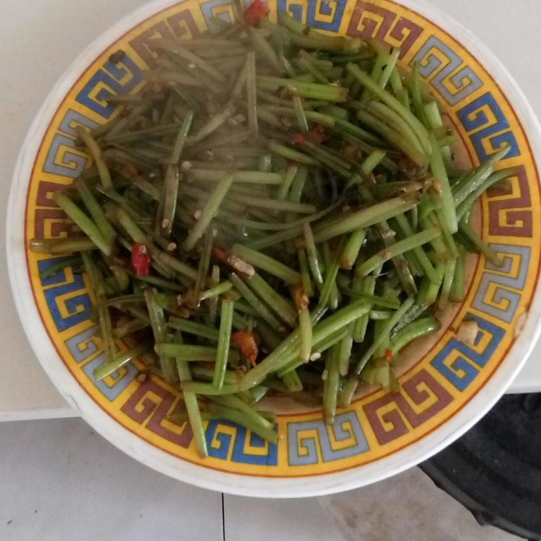 清炒红薯藤的做法