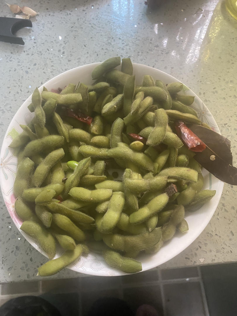 厨师长教你一道小吃：“盐水毛豆”的家常做法，好吃的停不下来