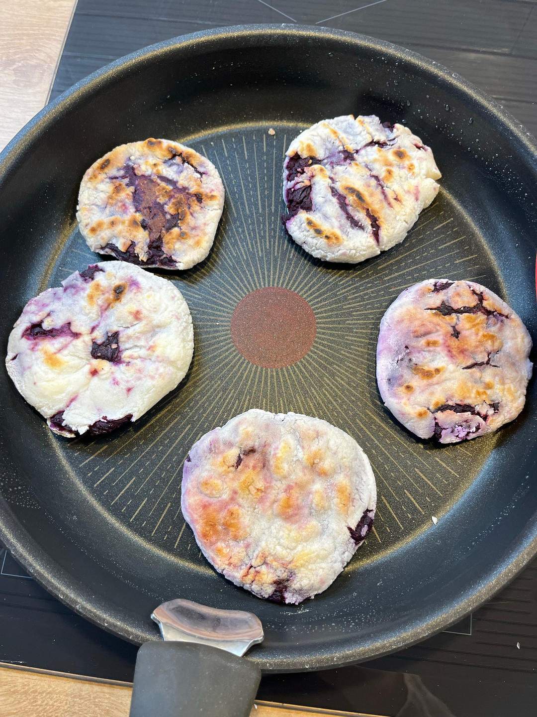 糯唧唧紫薯糯米饼|马克西姆巴斯克多功能锅