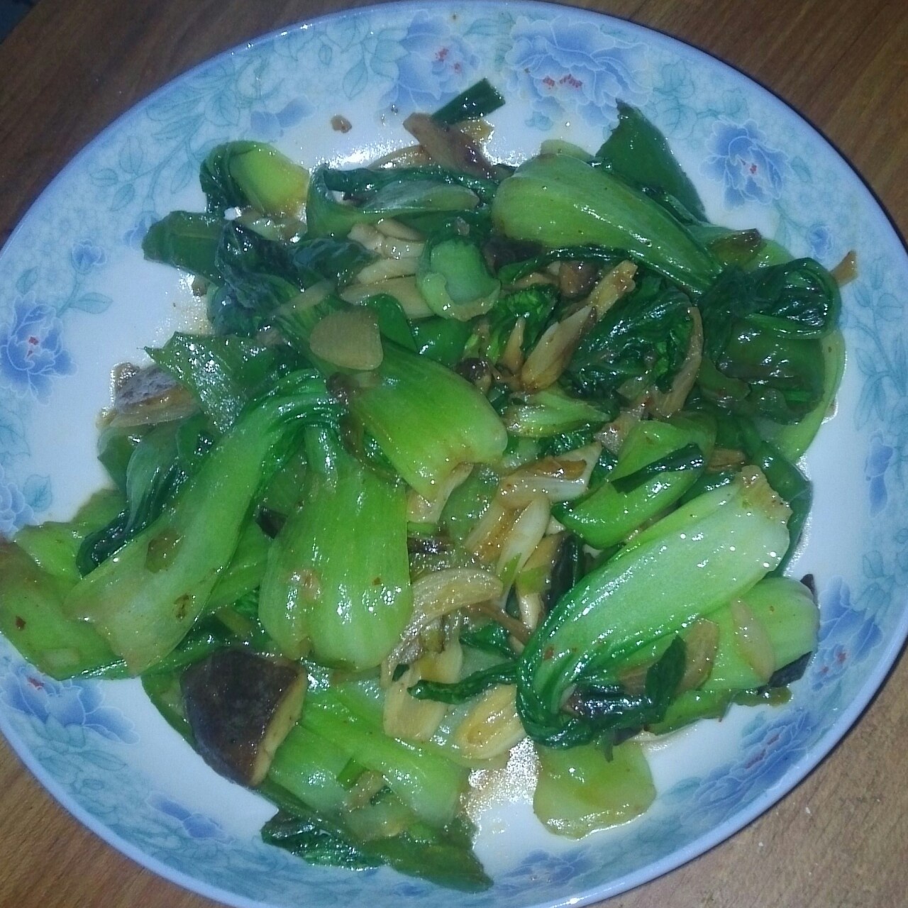 蘑菇炒青菜