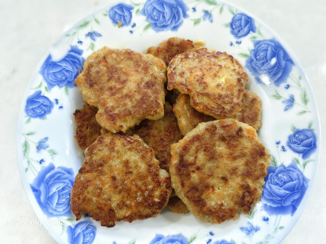 胡萝卜莲藕肉饼