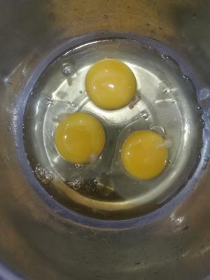 剁椒鸡蛋的做法 步骤1