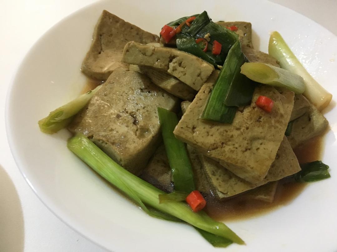 青蒜煎豆腐