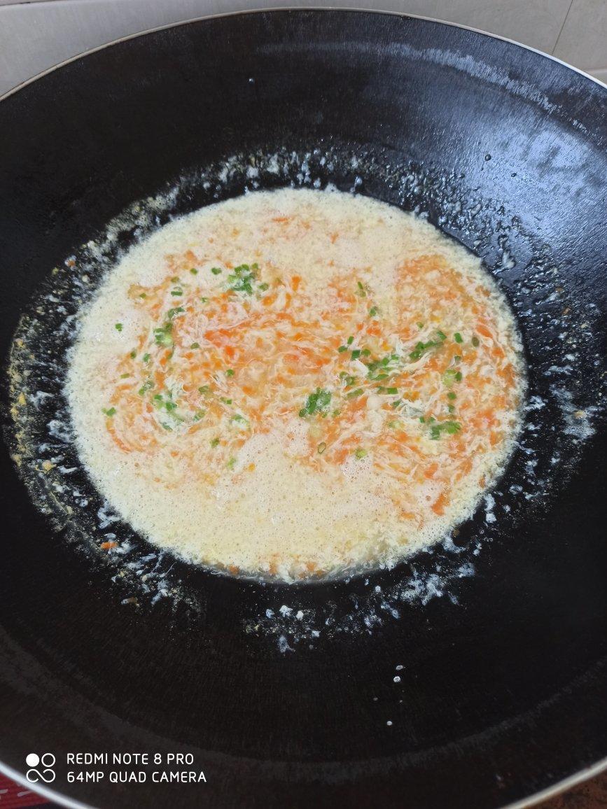 一碗漂亮又鲜嫩无比的基础蛋花汤