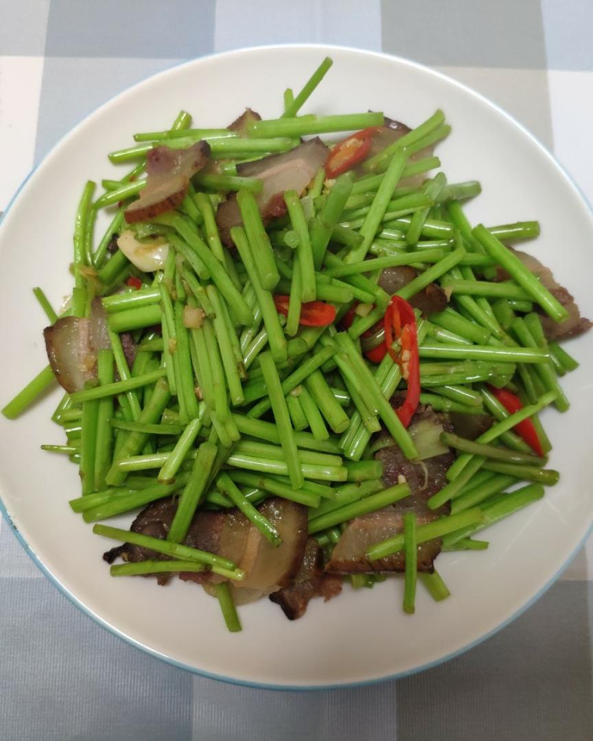 芦蒿炒腊肉