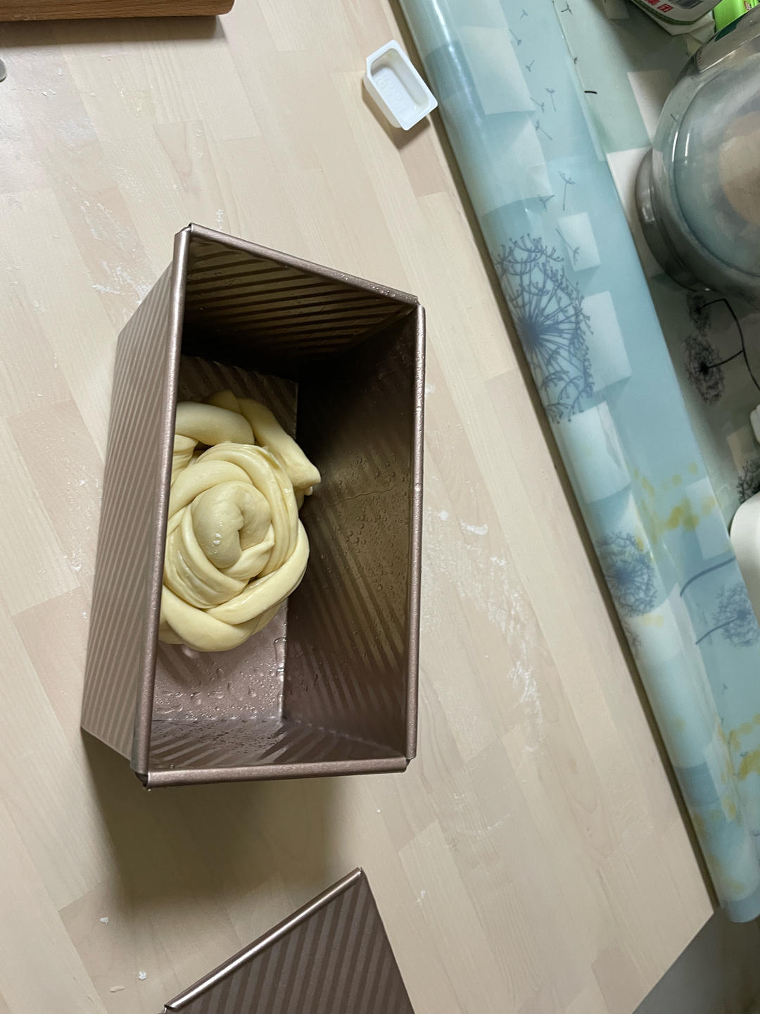 牛奶黄油手撕面包