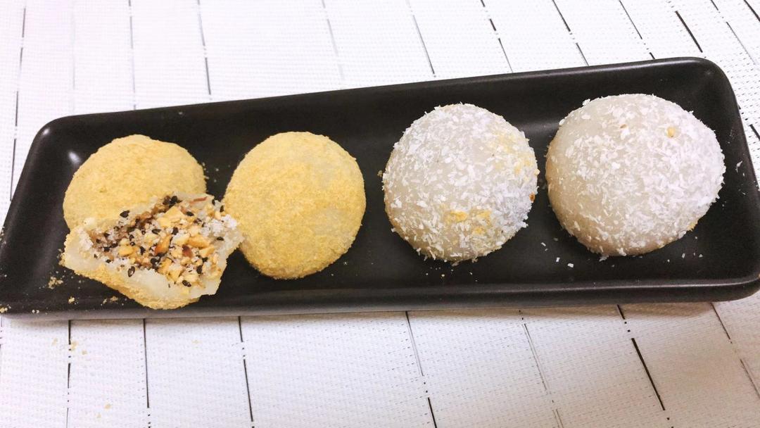 自制糯米糍（花生黑芝麻和豆沙夹心）