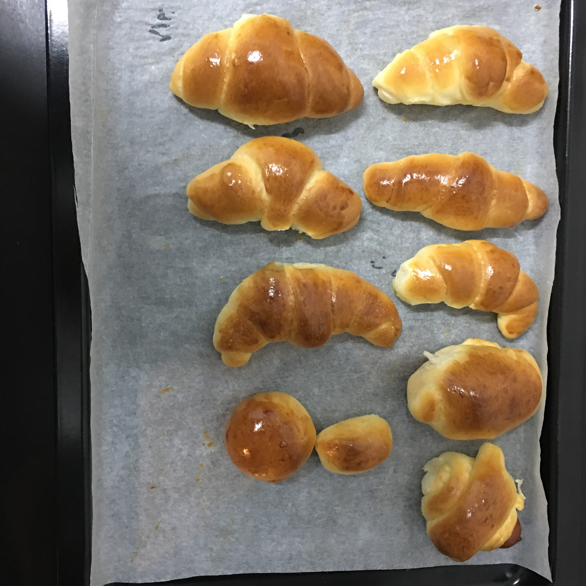 美味奶油卷餐包