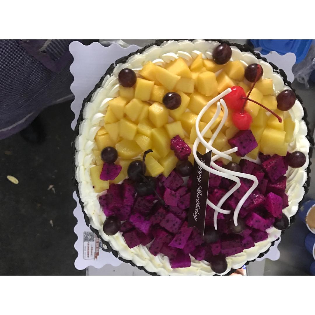 奶油裱花蛋糕