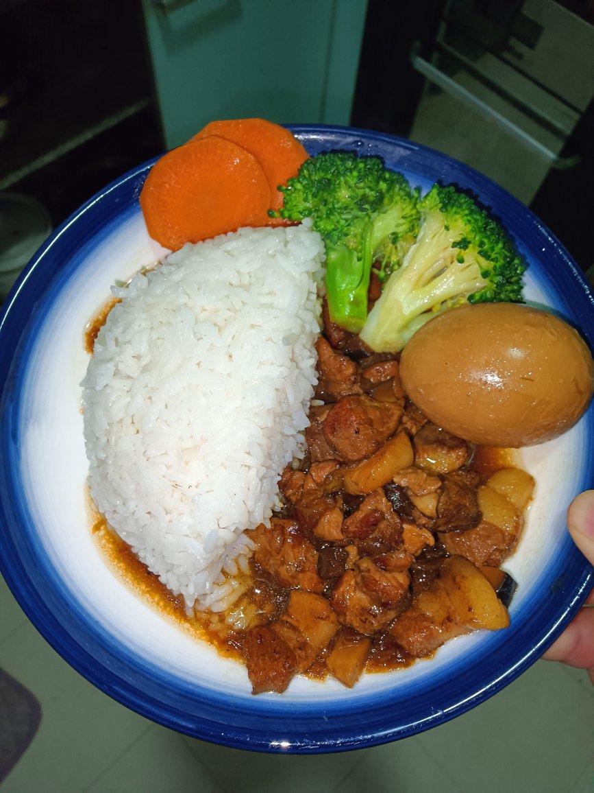 好吃到停不下来的卤肉饭