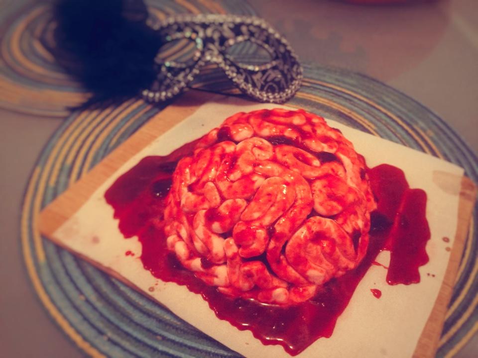 万圣节大脑蛋糕