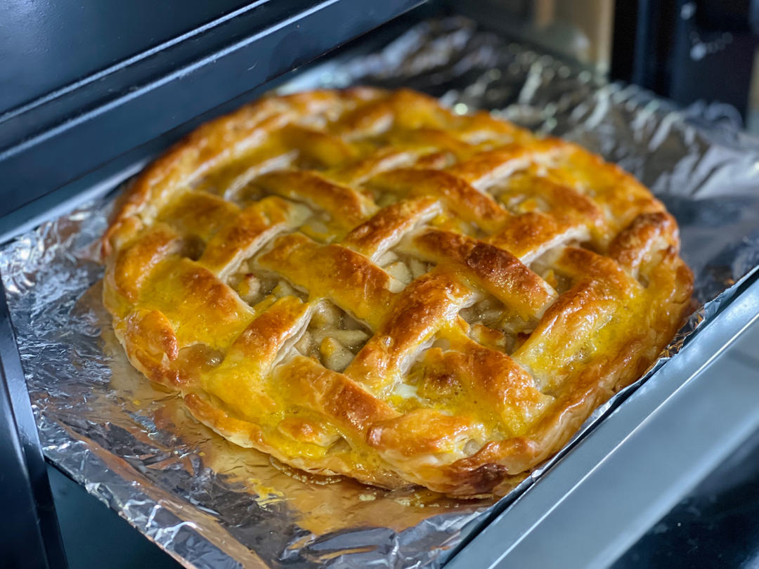手抓饼苹果派