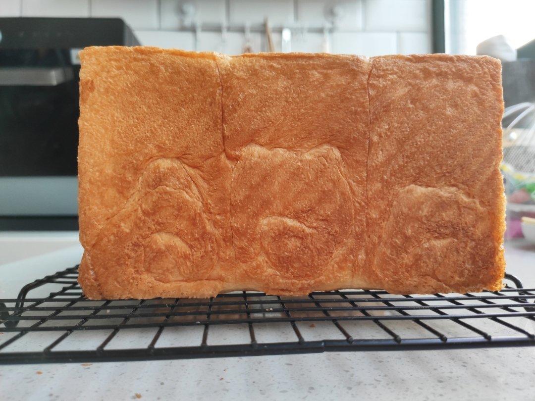 好吃到犯规的网红「生吐司」