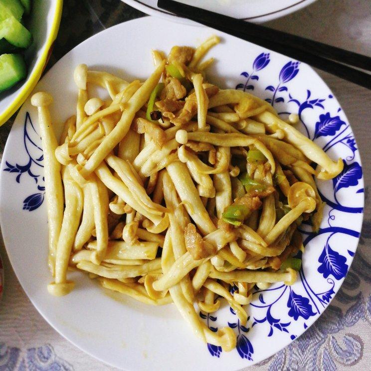 白玉菇炒肉