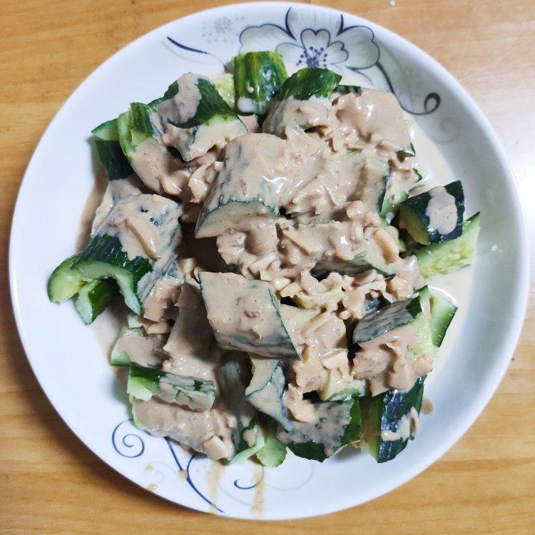 麻汁蒜泥拍黄瓜