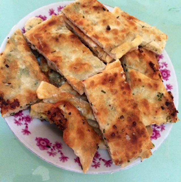 可能是最好吃系列--鸡蛋葱油饼